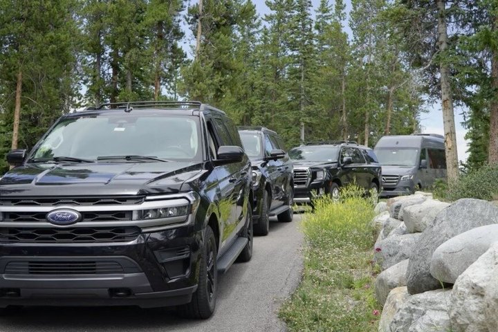 Private Denver International Airport Transfer to Vail or Beaver Creek - Photo 1 of 9
